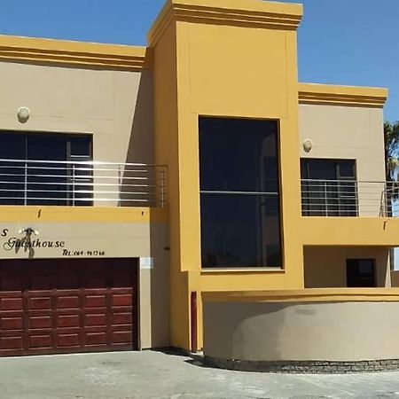 Stevens Guesthouse Swakopmund Bagian luar foto