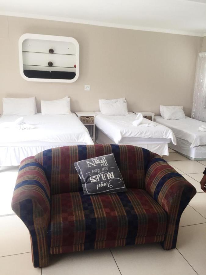 Stevens Guesthouse Swakopmund Bagian luar foto