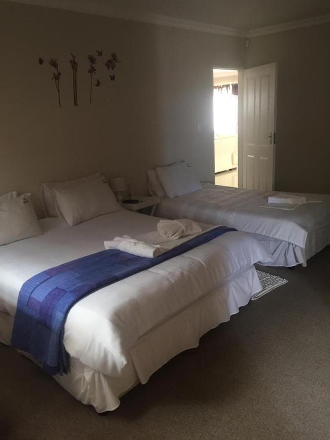 Stevens Guesthouse Swakopmund Bagian luar foto