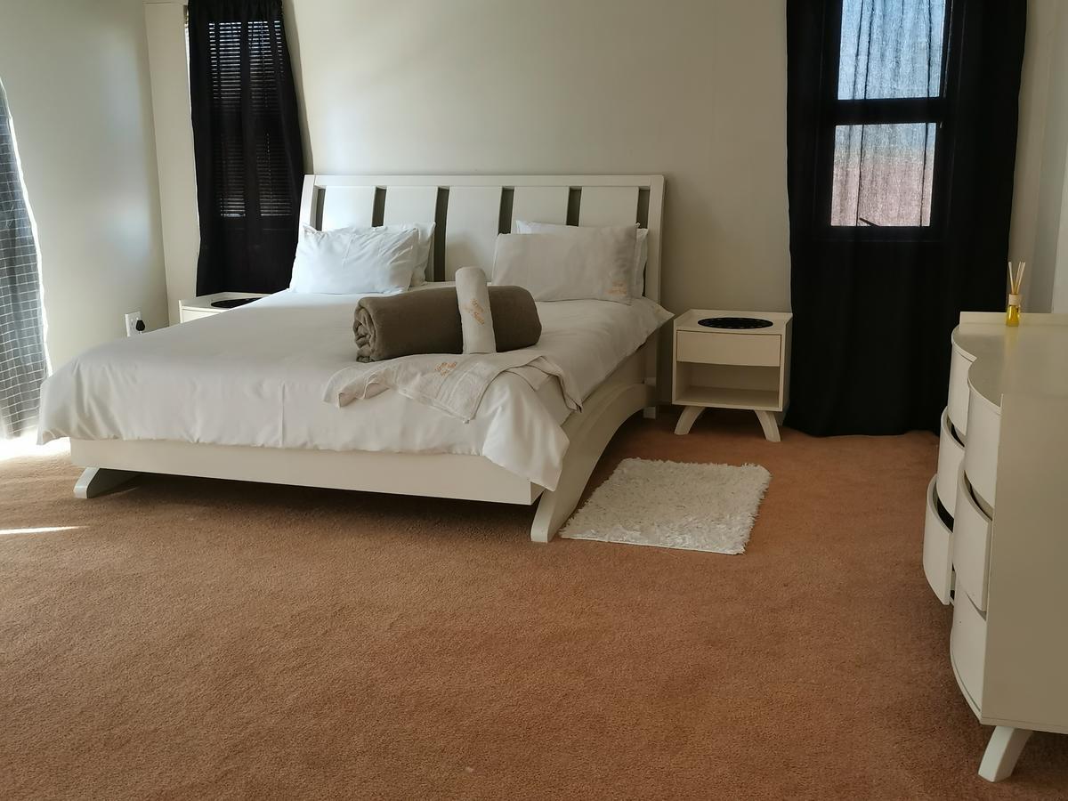 Stevens Guesthouse Swakopmund Ruang foto